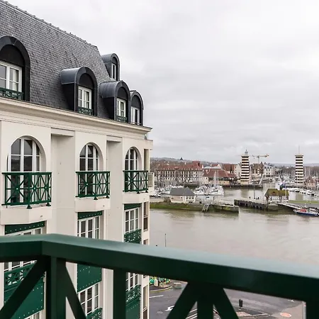 Hotel Sowell Le