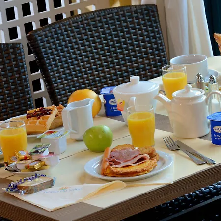 Hotel Sowell Le